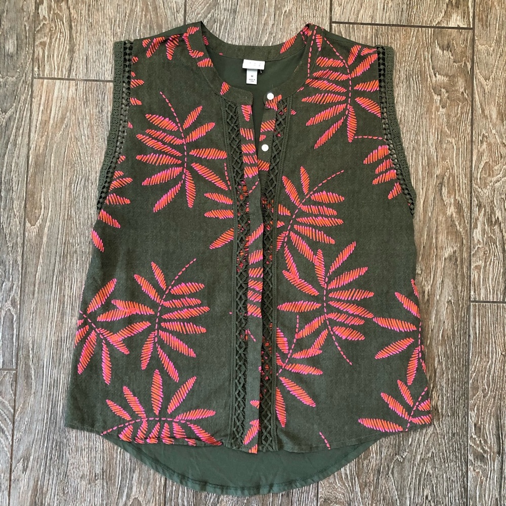Dark Green Tank Pink Floral Pattern & Embroidery M